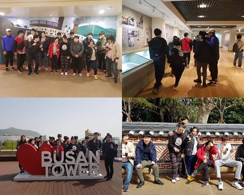 이용자들이 근대역사박물관과 용두산 공원에 들러 구경하는 모습